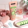 ماسک جوان کننده صورت تیوپی خاک رسی نمک صورتی و خیار فریمن